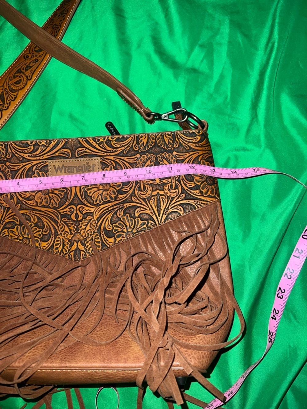 NWT Wrangler Brown Fringe Crossbody with Embossed Floral Panel Western Feel - Picture 7 of 10